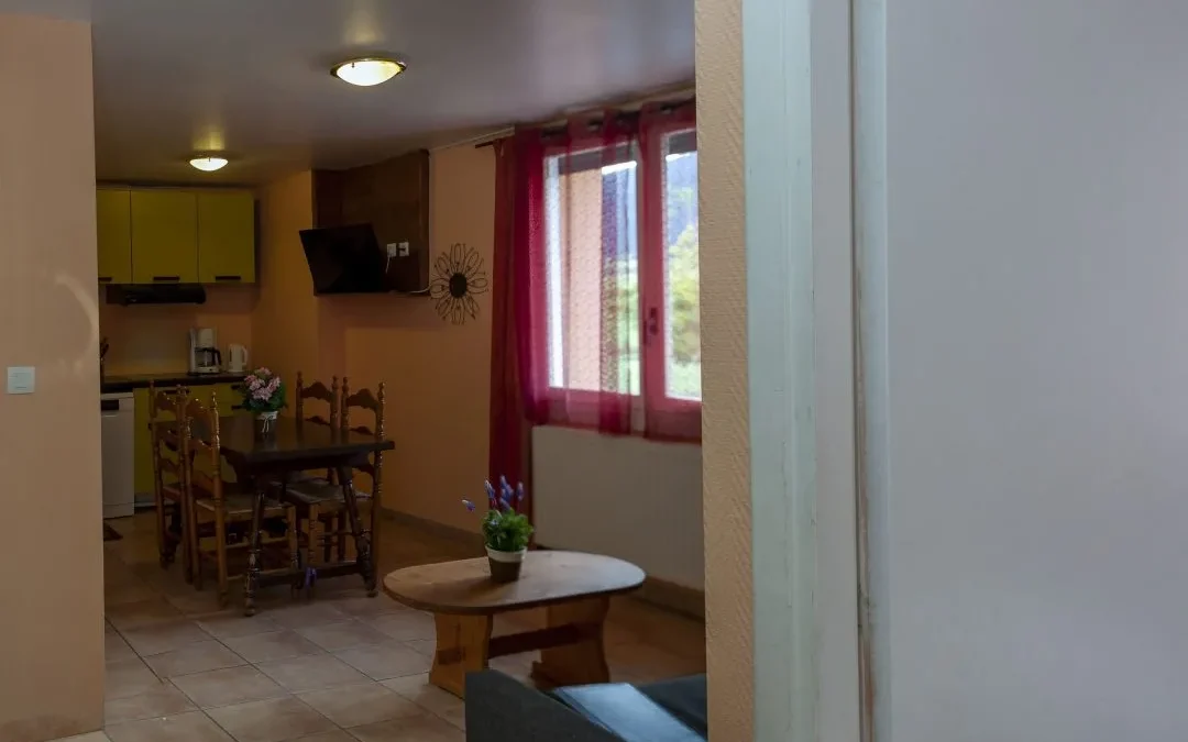 Pourquoi choisir un studio familial avec kitchenette et restaurant sur place ?